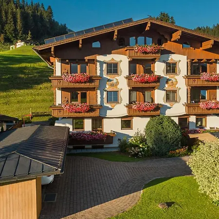 Tirolerhaus Apartment Kossen