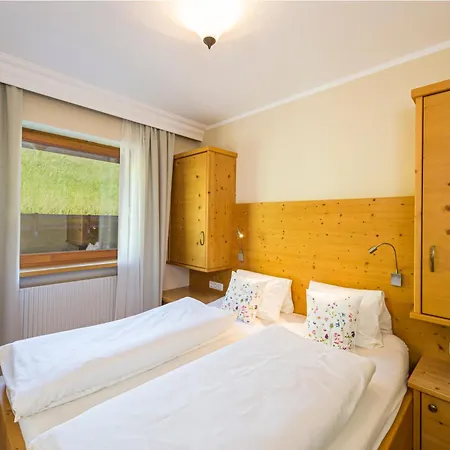 Tirolerhaus Appartement *