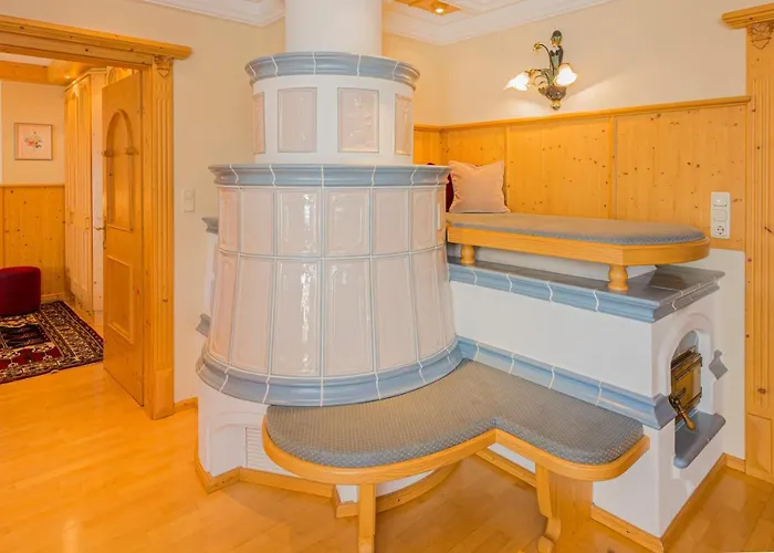 Tirolerhaus Апартаменты *