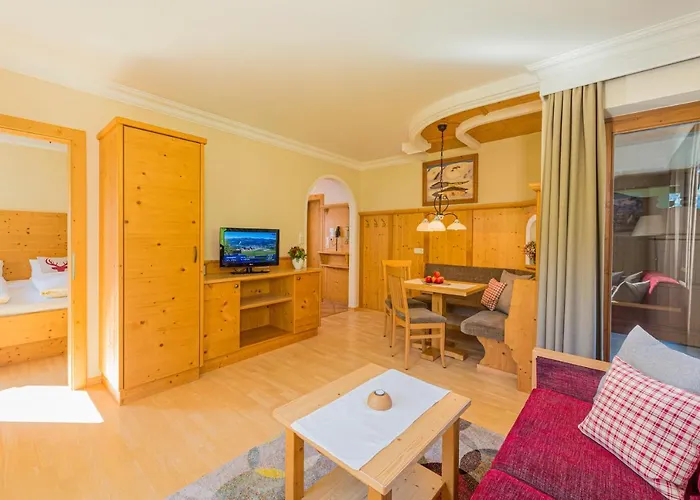 Tirolerhaus Апартаменты