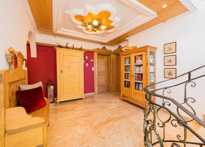 Апартаменты Tirolerhaus *