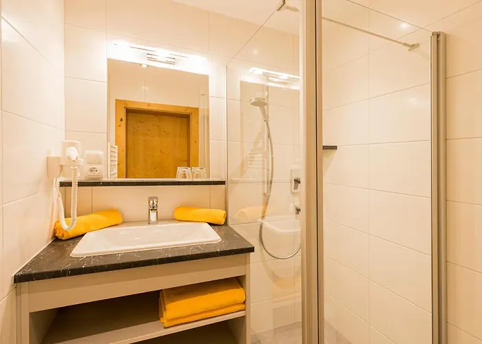 Tirolerhaus Кёссен