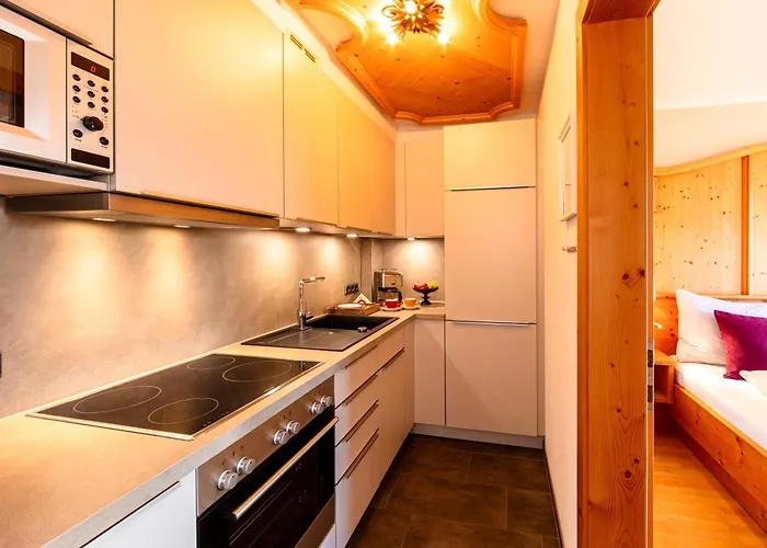 Апартаменты Tirolerhaus Кёссен