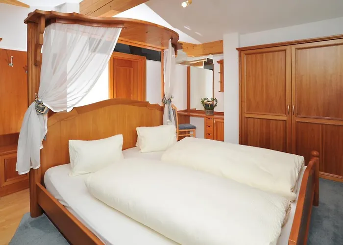 Tirolerhaus * Кёссен