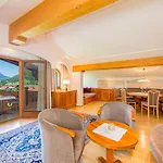 Tirolerhaus *